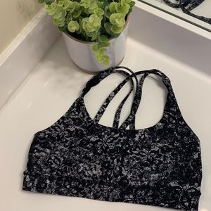 Lululemon Sports Bra Size 6